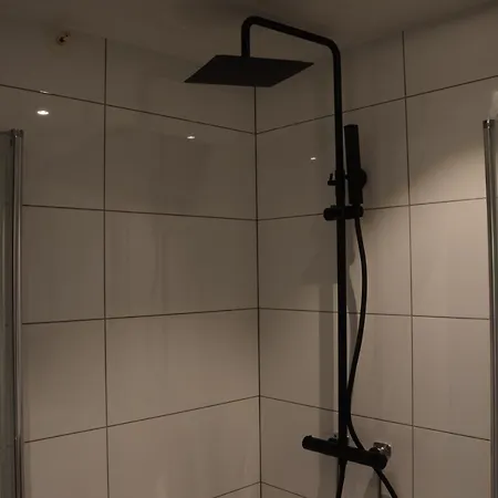 Fossheim - Arealeffektiv Minileilighet 아파트 Ulsak